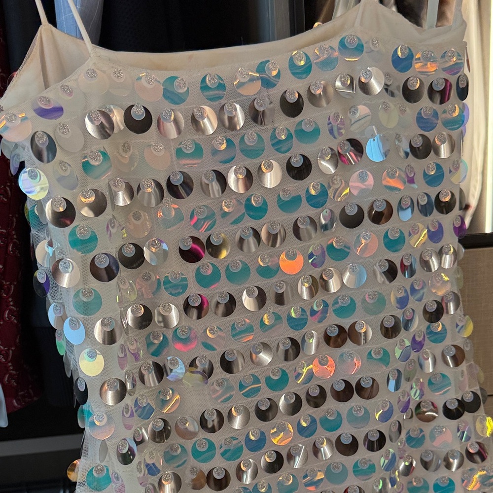 Elegant Backless Sequin Dress in White - Picture 4 of 5
